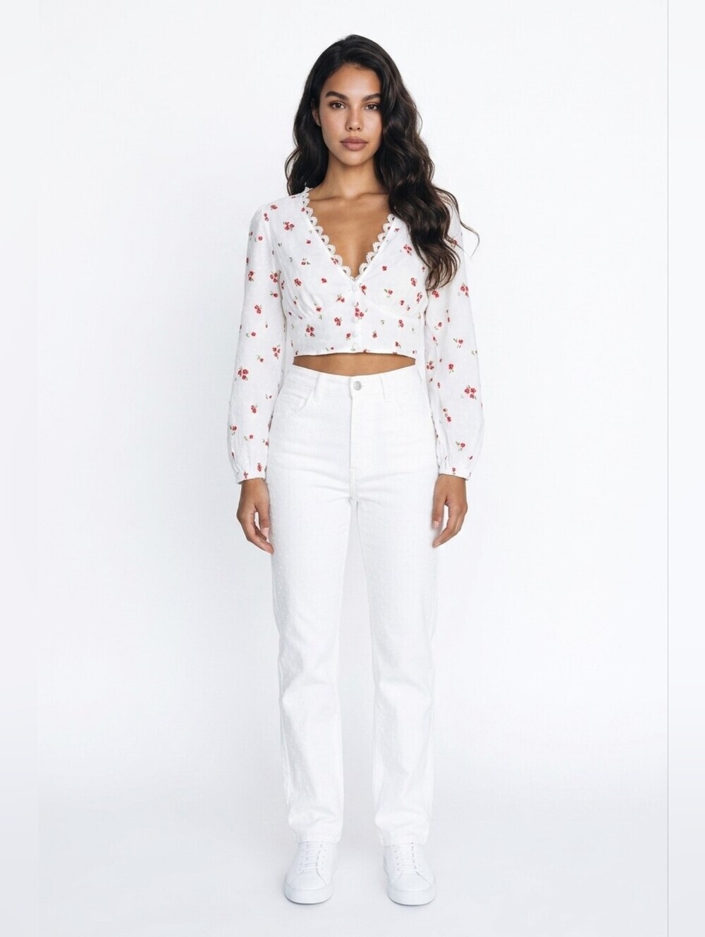Cropped V-Neck Floral Top - White with Red Floral XL